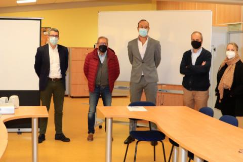 FIDBAN complementará la función de la ADL buscando financiación para proyectos emprendedores de Torrelavega