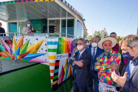 Botadura del catamarán electrosolar que Metaltec presentó en la octava ronda de FIDBAN