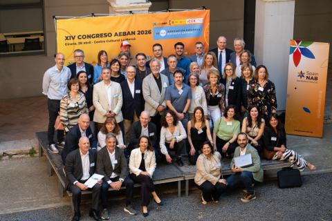 Foto de familia de los socios de AEBAN participantes en el congreso. 